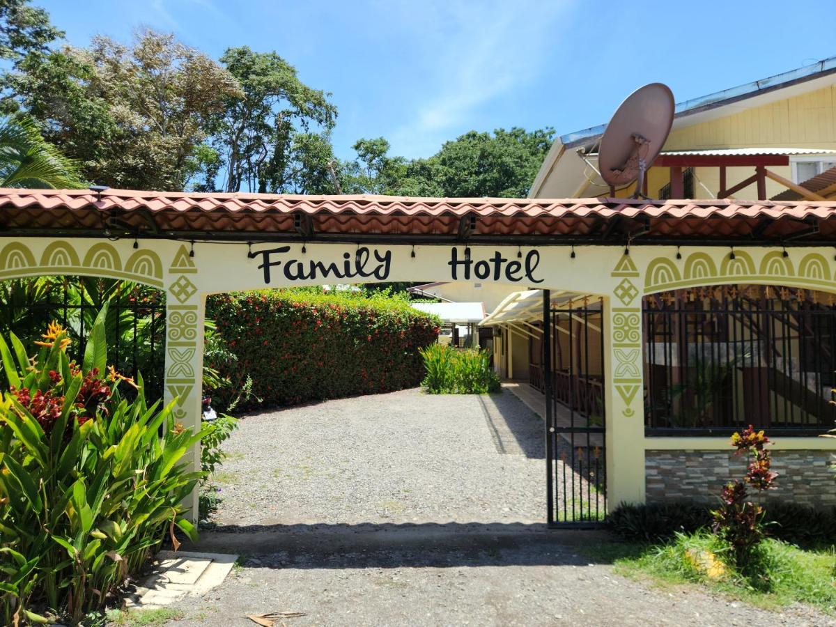 Family Hotel Puerto Viejo de Talamanca Ngoại thất bức ảnh