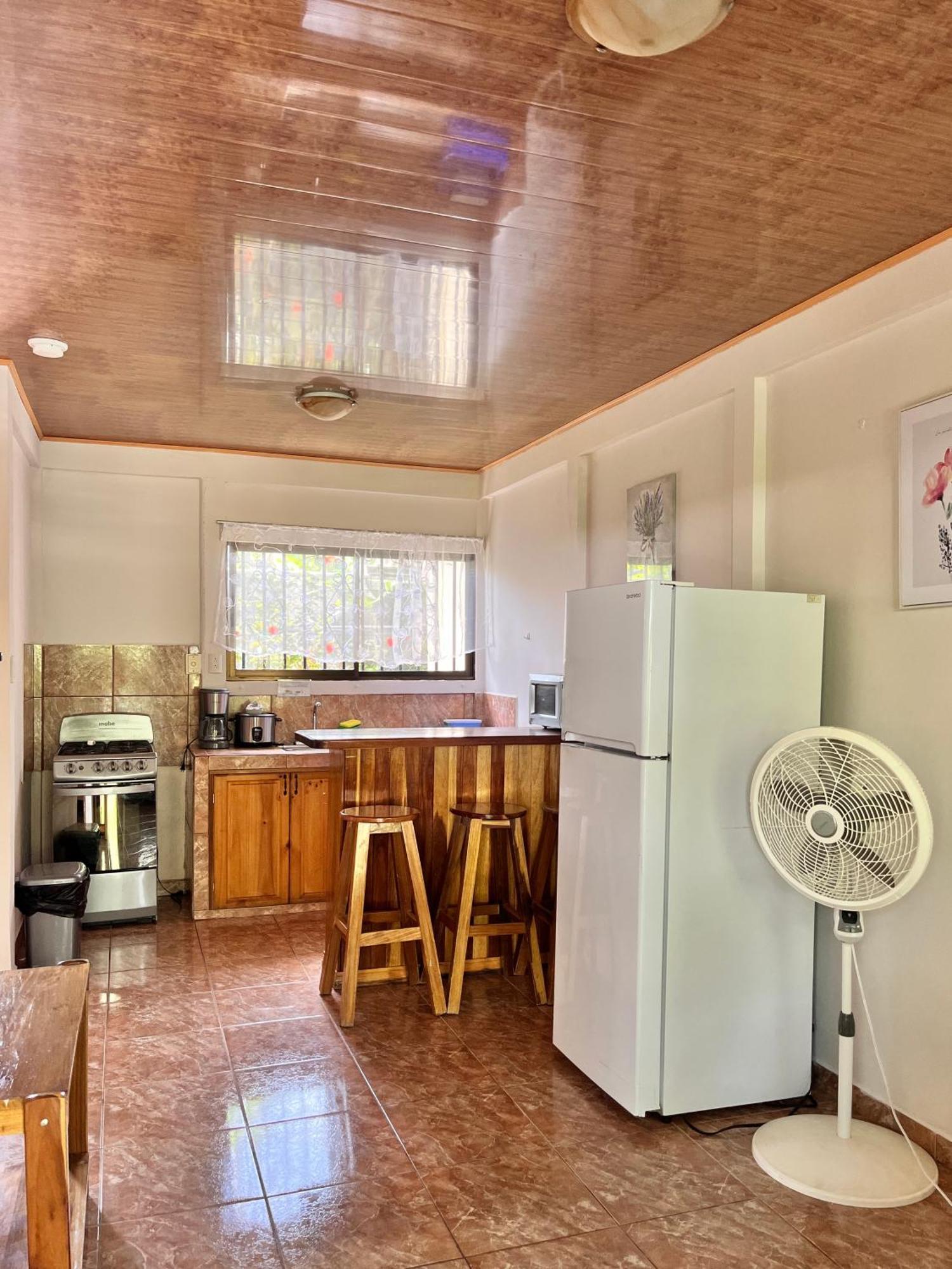 Family Hotel Puerto Viejo de Talamanca Ngoại thất bức ảnh