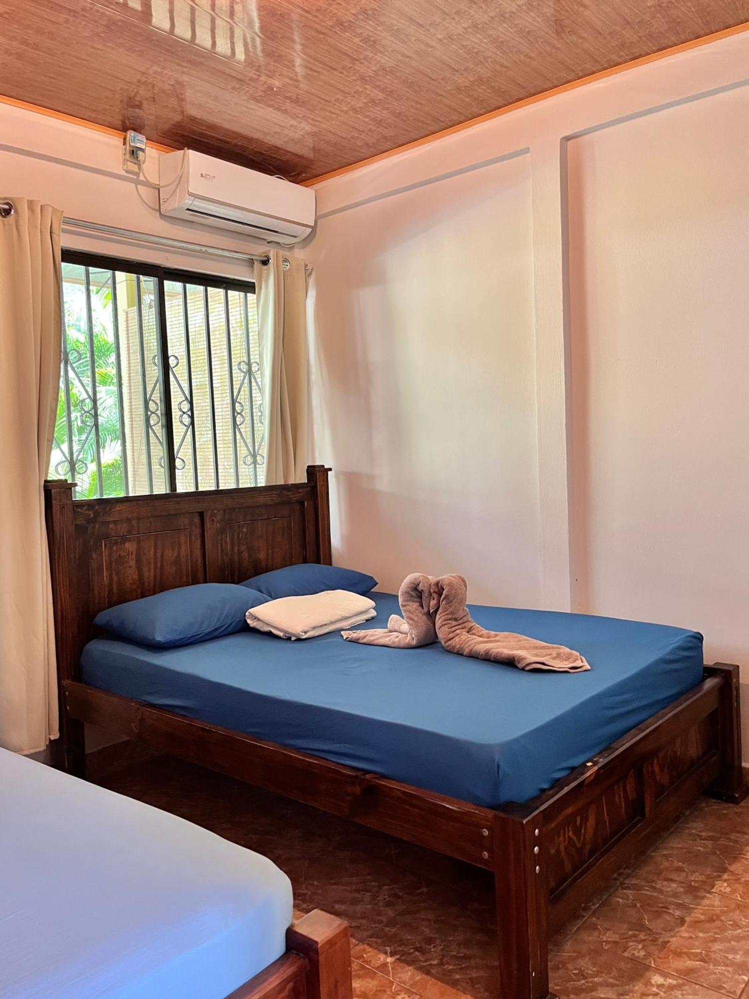 Family Hotel Puerto Viejo de Talamanca Ngoại thất bức ảnh