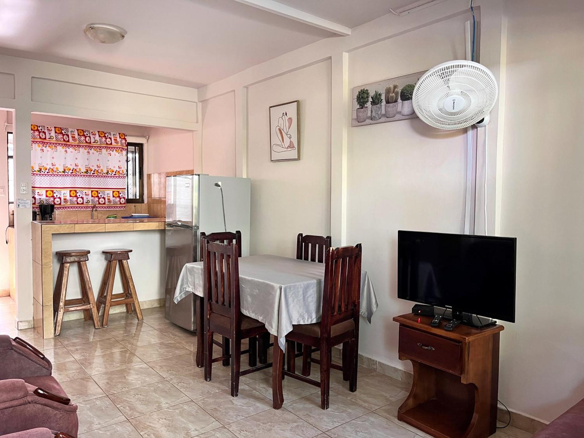 Family Hotel Puerto Viejo de Talamanca Ngoại thất bức ảnh