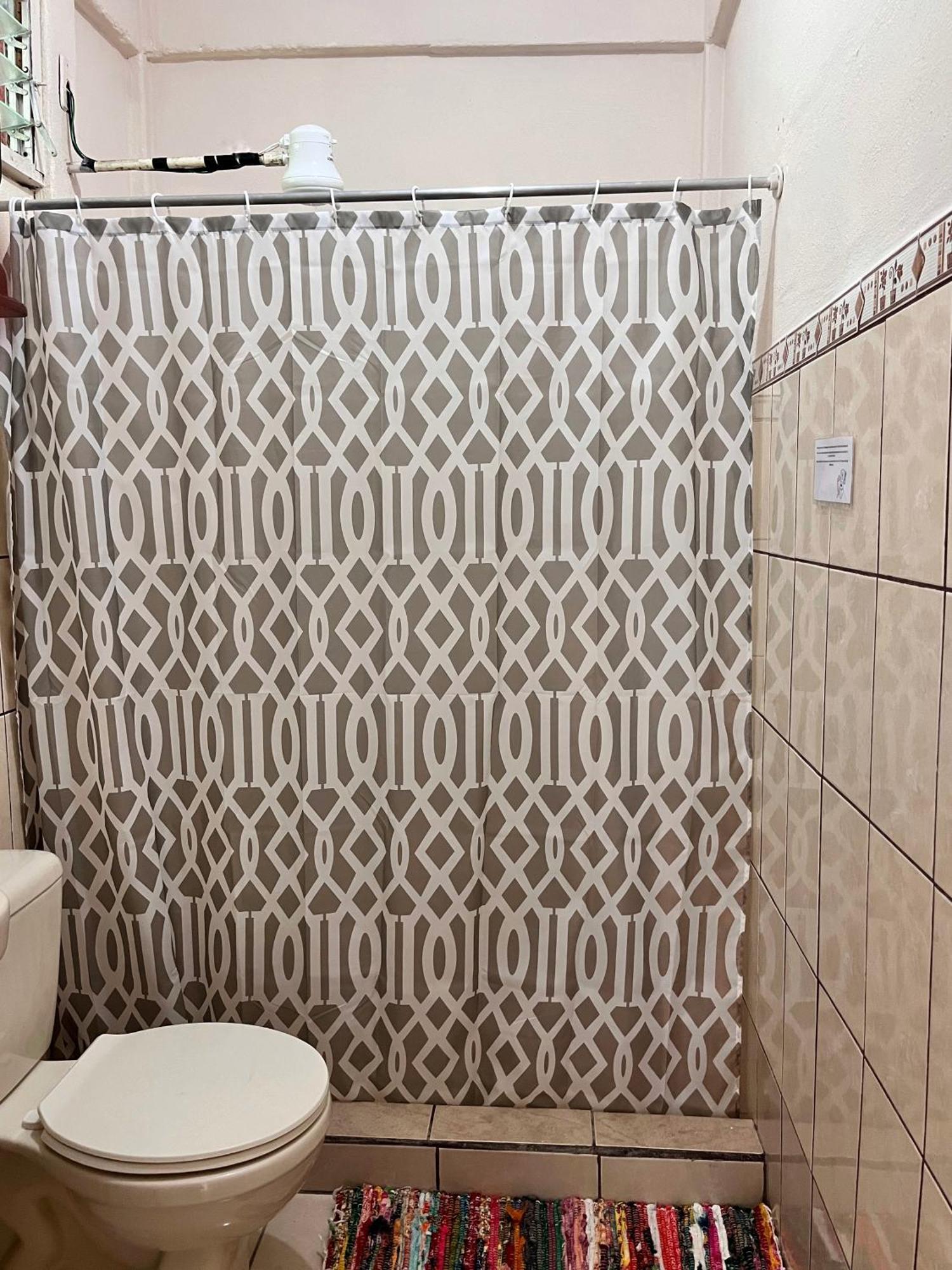 Family Hotel Puerto Viejo de Talamanca Ngoại thất bức ảnh
